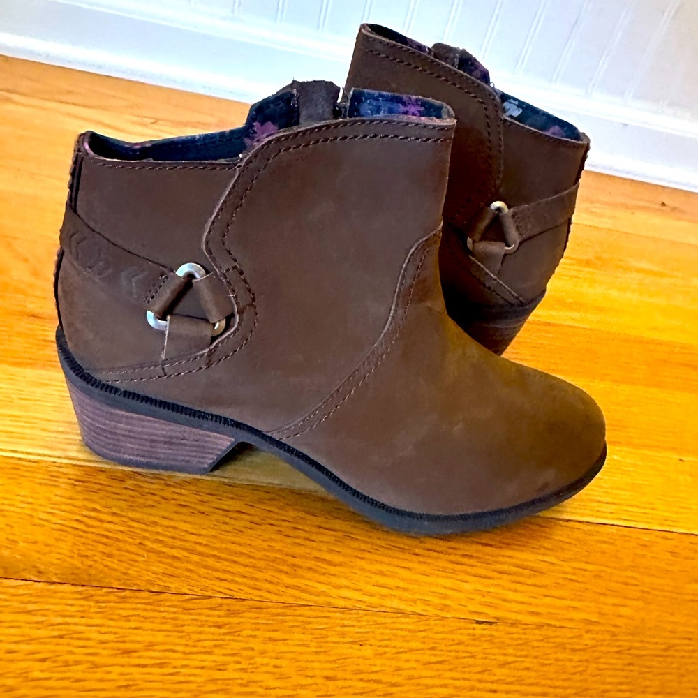 Like New Women’s Teva Bootie!